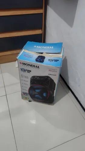 Caixa de som mondial