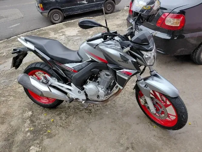 Cb twister 2018 abs segundo dono so pegar andar moto top econômica 