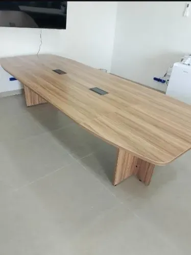 Mesa de Reunião