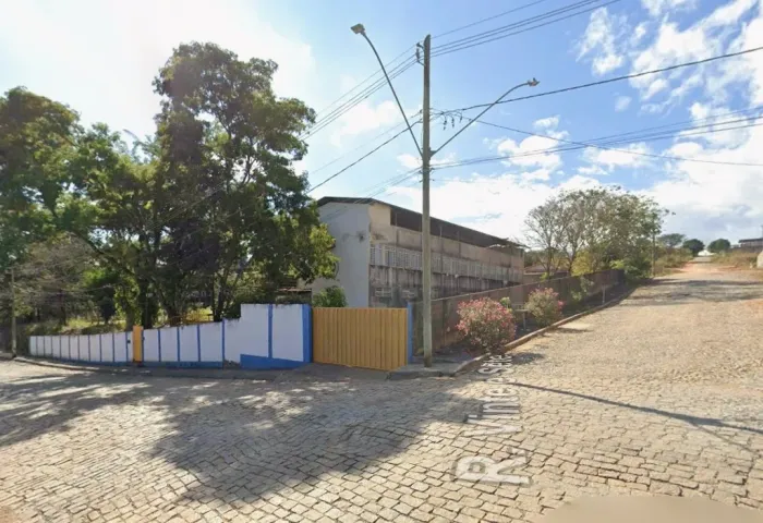 Imóvel Comercial (escola), A.T.: 4.972m², Iguatama/MG