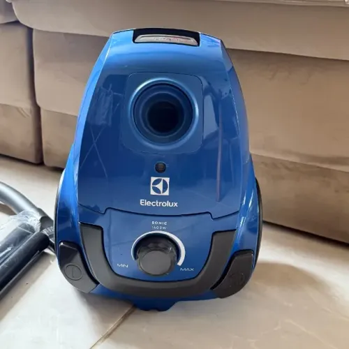 Aspirador de Pó Electrolux 1400W