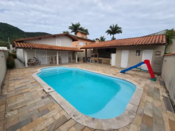 Casa Térrea em Condomínio para Venda em Caraguatatuba, Condominio Mar Verde, praia de Moco