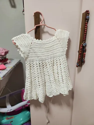 Vestido de croché bebê