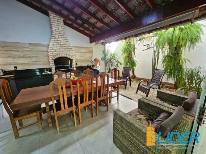Casa Alto Padrão completa no Santa Rosa