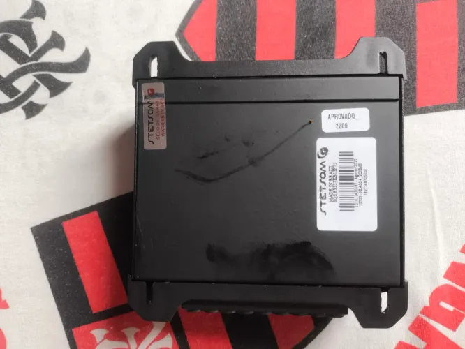 Vendo módulo 400rms novo pouco usado!