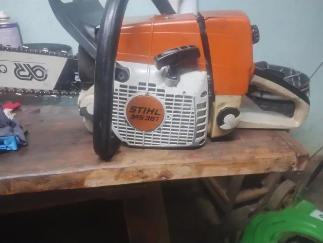 MOTOSSERRA STIHL 361, FUNCIONANDO PERFEITAMENTE, BARATO!