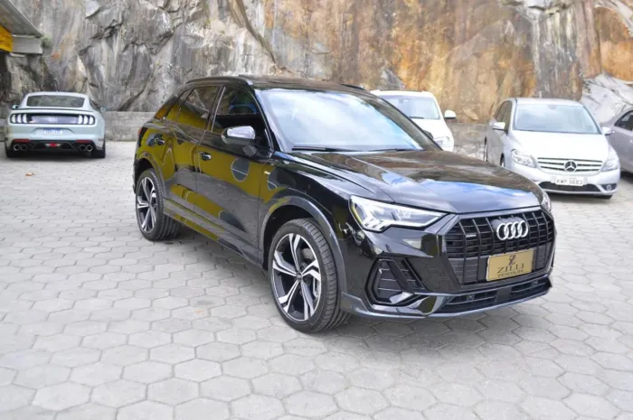 Audi Q3 SPB Perf.black Plus 2.0 TFSI Tip.quat 2024