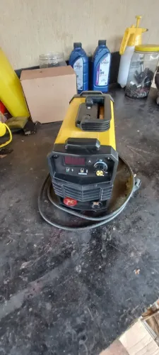 Máquina de solda