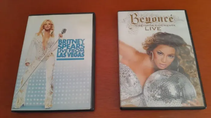 2 DVDs Beyoncé The Experience Live + Britney Spears Las Vegas