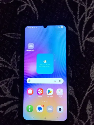 Vendo um celular Samsung A5 sem tela trincada funcionando tudo certinho 
