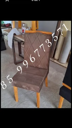 CADEIRAS COM DESIGN MORDENDO ENCANTADOR