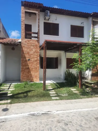 Oportunidade Casa condomínio fechado Pedras da Lagoa a 5 km da Praia do Francês