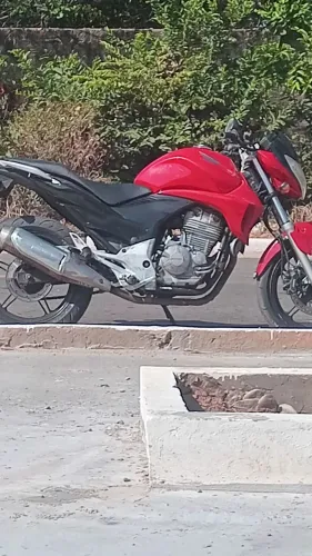 Moto cb300 