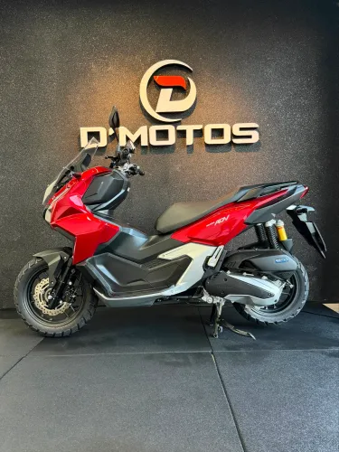 HONDA ADV 160 - 2026 - EMPLACADA