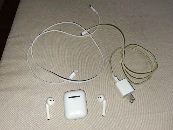 Airpod 2ª geração.