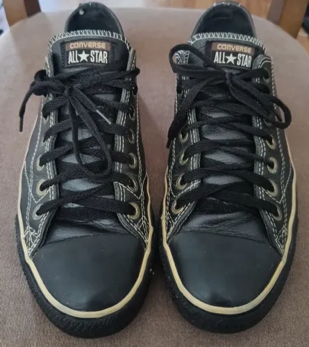 Tênis ALL Star Converse couro