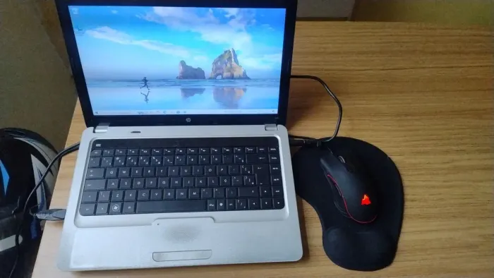 NOTEBOOK HP I3, SSD 128, 6 GB RAM,DDR3, FUNCIONANDO COM CARREGADOR ORIGINAL 