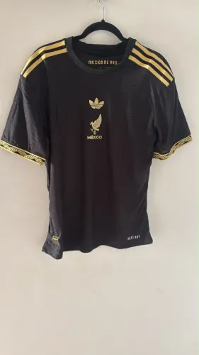 Camiseta Comemorativa da Seleção Mexicana
