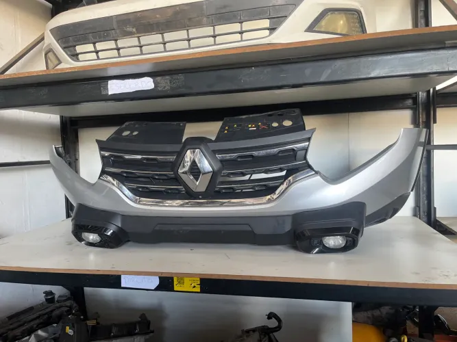 PARACHOQUE DIANTEIRO RENAULT DUSTER 2025