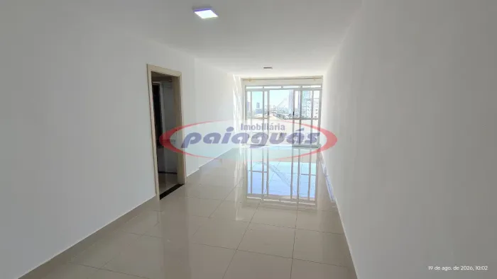 Apartamento para alugar no condomínio Anabella no bairro Zona 01 Centro - Maringá/PR