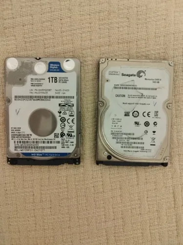 02 HD's para notebook, de 1TB e 500GB