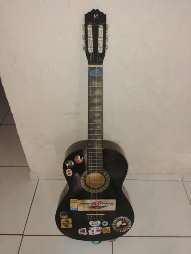 vende - se um violão usado excelente
