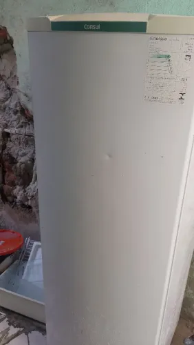 Geladeira gelando muito Consul