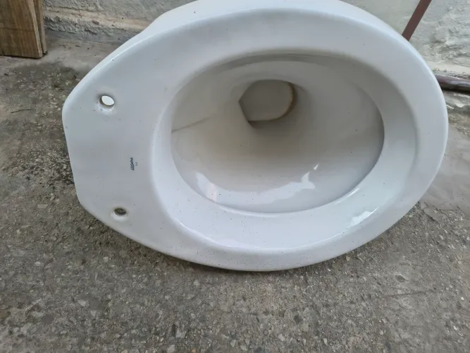Vendo vaso sanitário bom para uso