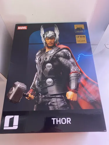 Thor exclusivo CCXP da Iron Studios