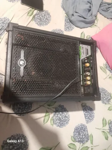 Vendo esta caixa 