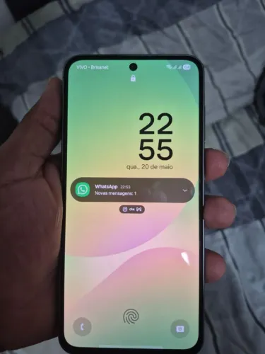 Vendo A56 em estado de zero com 256gb com menos de 3 meses de uso