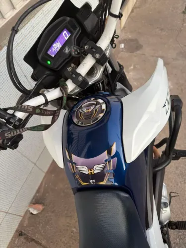 Honda nxr pra vender logo