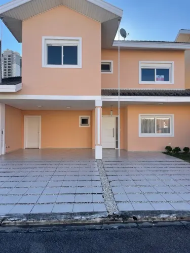 Casa Alto Padrão - Condomínio Vila Europa Jacareí