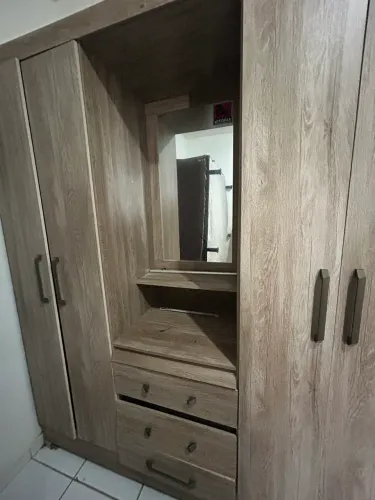 Guarda roupa casal