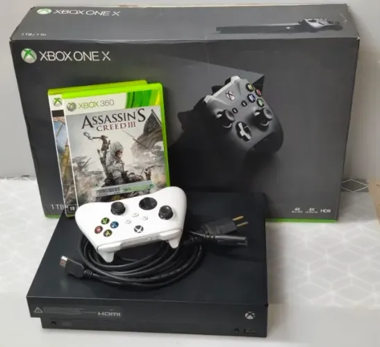 Xbox One X - envio pela Olx