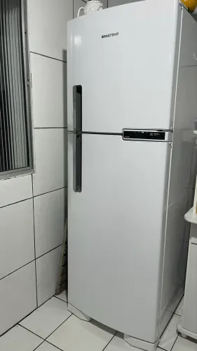 Geladeira Frost Free Brastemp 