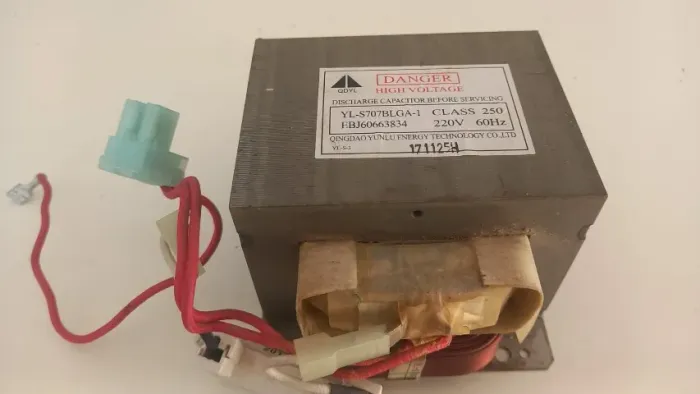 Transformador alta tensão para microondas EBJ60663834 seminovo.