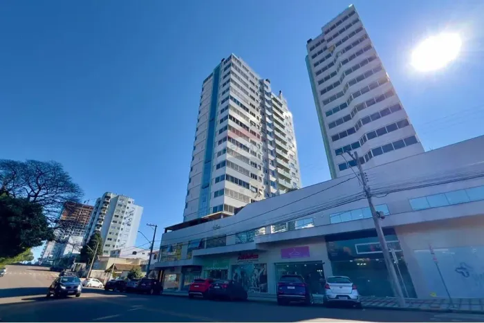 AMPLO APARTAMENTO EM CONDOMÍNIO COM LAZER COMPLETO