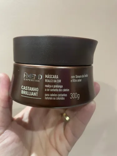 Mascara intensificadora de cora Castanho brilhante