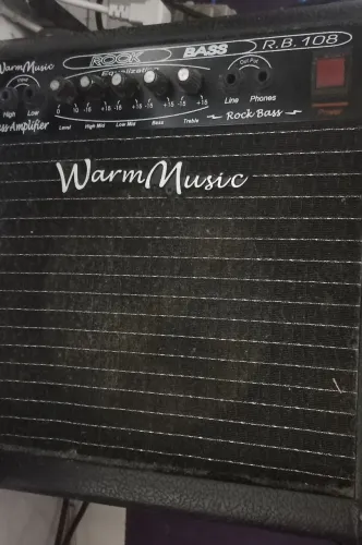 Amplificador warm Music bass 35w rms