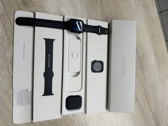 Apple Watch Series 8 45mm GPS Midnight