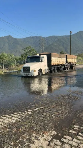 VOLVO NH12 380