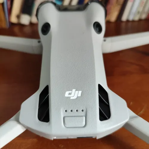DJI Mini 4 Pro | Combo Fly More PLUS | Controle RC 2 (Tela) | Filtros ND | Impecável