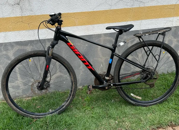 Bicicleta by Giant - Masculina - Aro 29