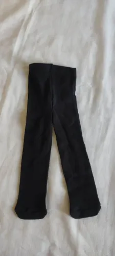1 meia bebê grossa nunca usada + 9 meias semi novas