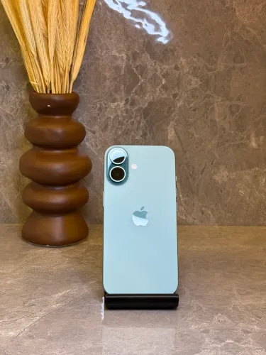 iPhone 16 128 GB | impecável | Aceito trocas 