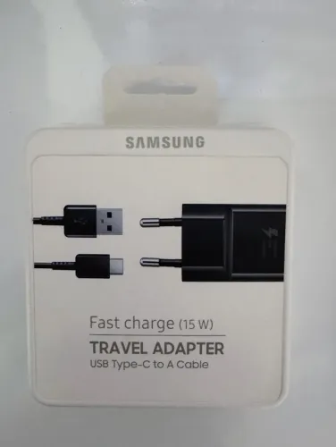 Carregador Samsung 15W com cabo USB-A para USB-C