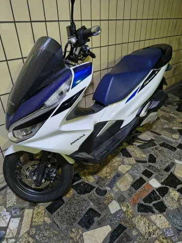 Vende PCX 2022 com baixa quilometragem 