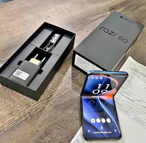 Motorola RAZR 60 impecável completo nota fiscal