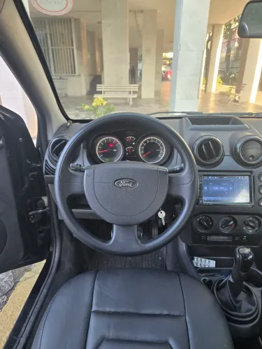 Ford Fiesta Sed. 1.6 8V Flex 4P 2012